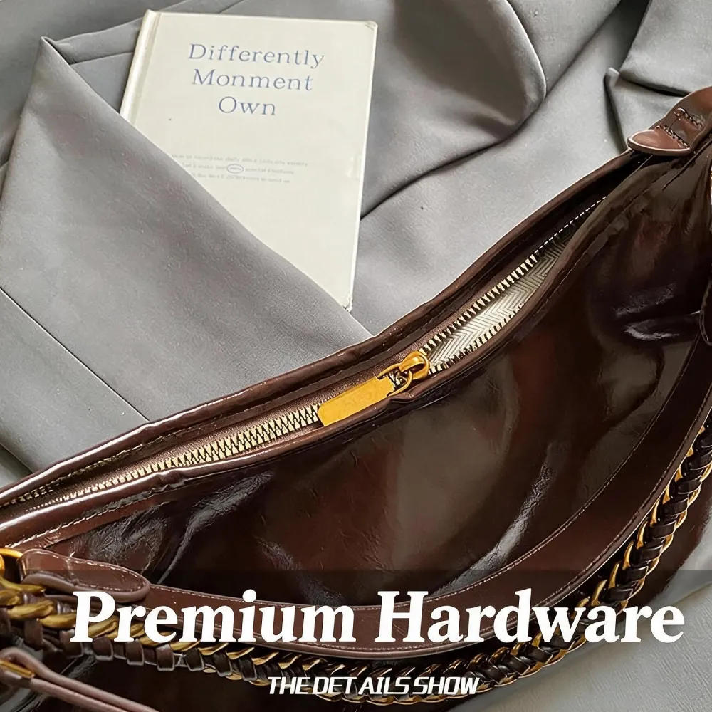 Crodar casual leather shoulder bag with premium gold-tone hardware