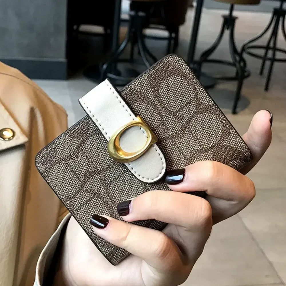 Brown patterned leather wallet for women